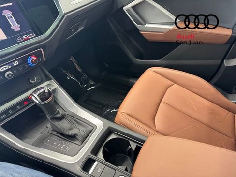 Used 2025 Audi Q3 2.0T Premium w/ Convenience Package AWD/4WD image 24