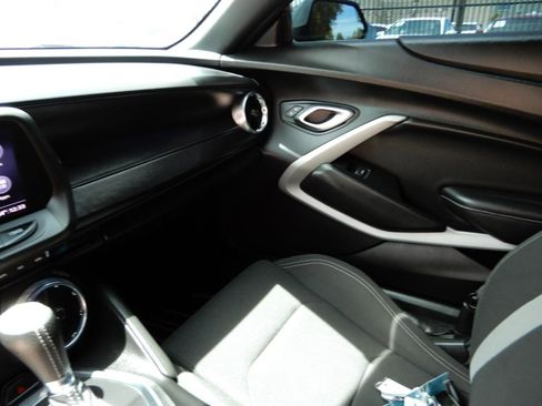 Used 2019 Chevrolet Camaro SS RWD image 14