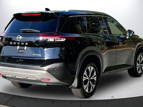 Used 2021 Nissan Rogue SV w/ Premium Package AWD/4WD image 9