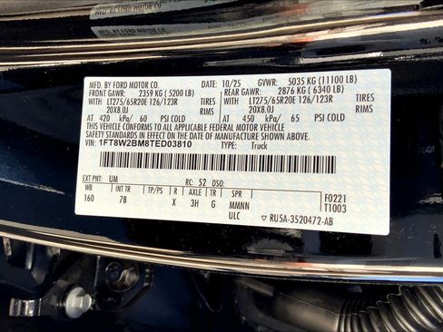 New 2026 Ford F250 Platinum image 18