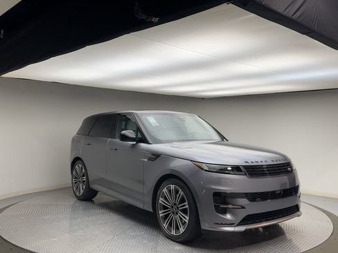 Certified 2024 Land Rover Range Rover Sport Dynamic SE AWD/4WD image 2