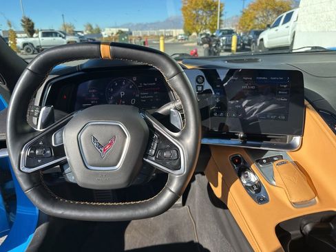 Used 2021 Chevrolet Corvette Stingray Preferred Cpe w/ Z51 Performance Package image 7