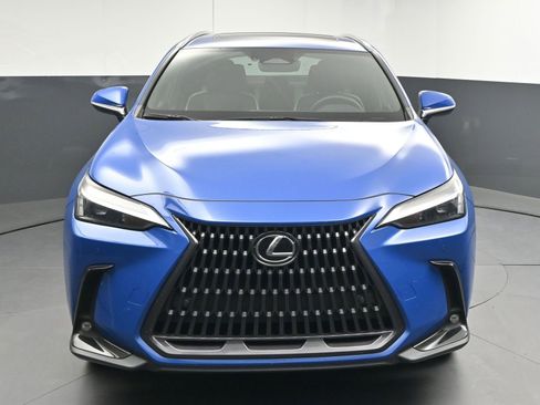Used 2023 Lexus NX 250 FWD image 2