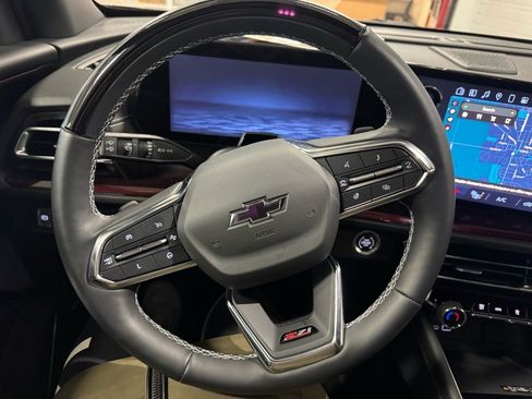 Certified 2024 Chevrolet Traverse Z71 w/ Enhanced Driving Package image 25