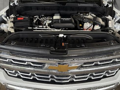 Used 2024 Chevrolet Silverado 1500 LTZ image 23