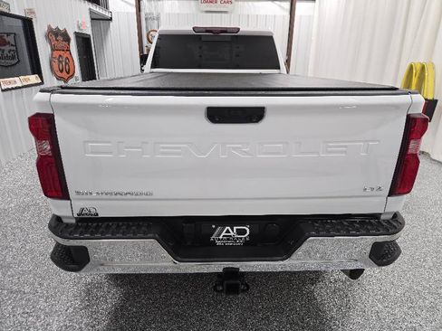 Used 2024 Chevrolet Silverado 3500 LTZ w/ LTZ Plus Package AWD/4WD image 7