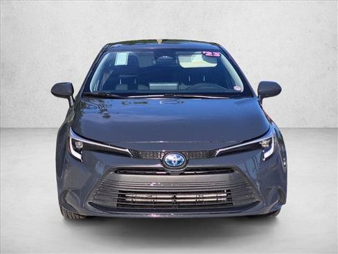 Certified 2023 Toyota Corolla LE FWD image 2
