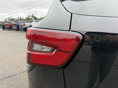 Used 2024 Chevrolet Trax RS w/ Driver Confidence Package image 21