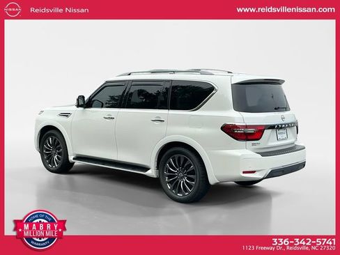 Used 2023 Nissan Armada Platinum w/ Cargo Package AWD/4WD image 4