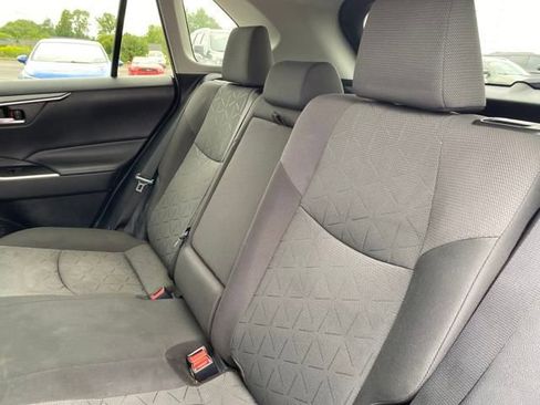 Used 2020 Toyota RAV4 XLE image 16
