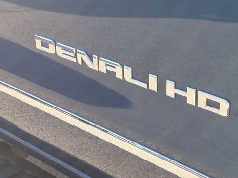 Used 2016 GMC Sierra 2500 Denali w/ Suspension Package, Off-Road image 31