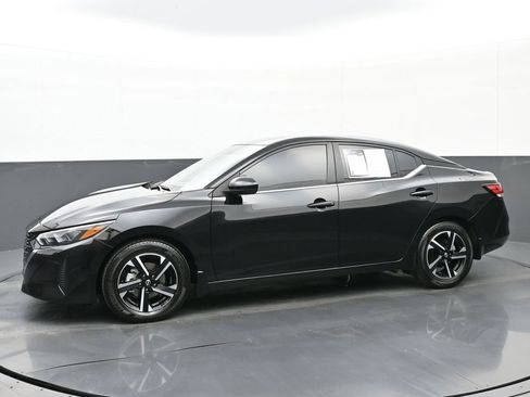 Used 2025 Nissan Sentra SV w/ All-Weather Package image 6