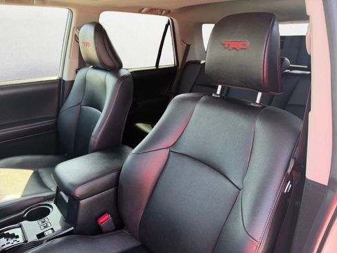 Used 2019 Toyota 4Runner TRD Off-Road Premium w/ Wilderness Package image 15