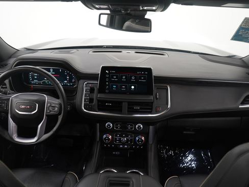 Used 2023 GMC Yukon SLT image 15