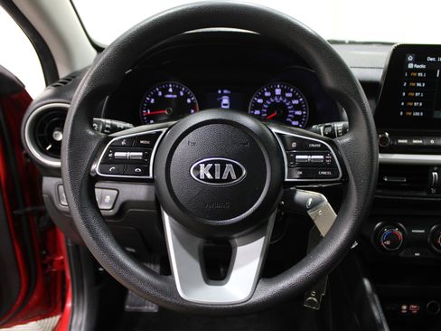 Used 2021 Kia Forte LXS image 9