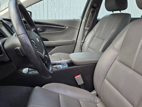 Used 2017 Chevrolet Impala LT w/ Leather Package image 9