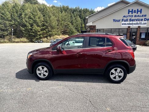 Used 2016 Chevrolet Trax LT image 8