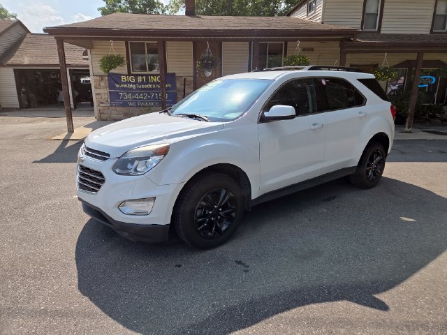Used 2017 Chevrolet Equinox LT w/ Convenience Package FWD image 2