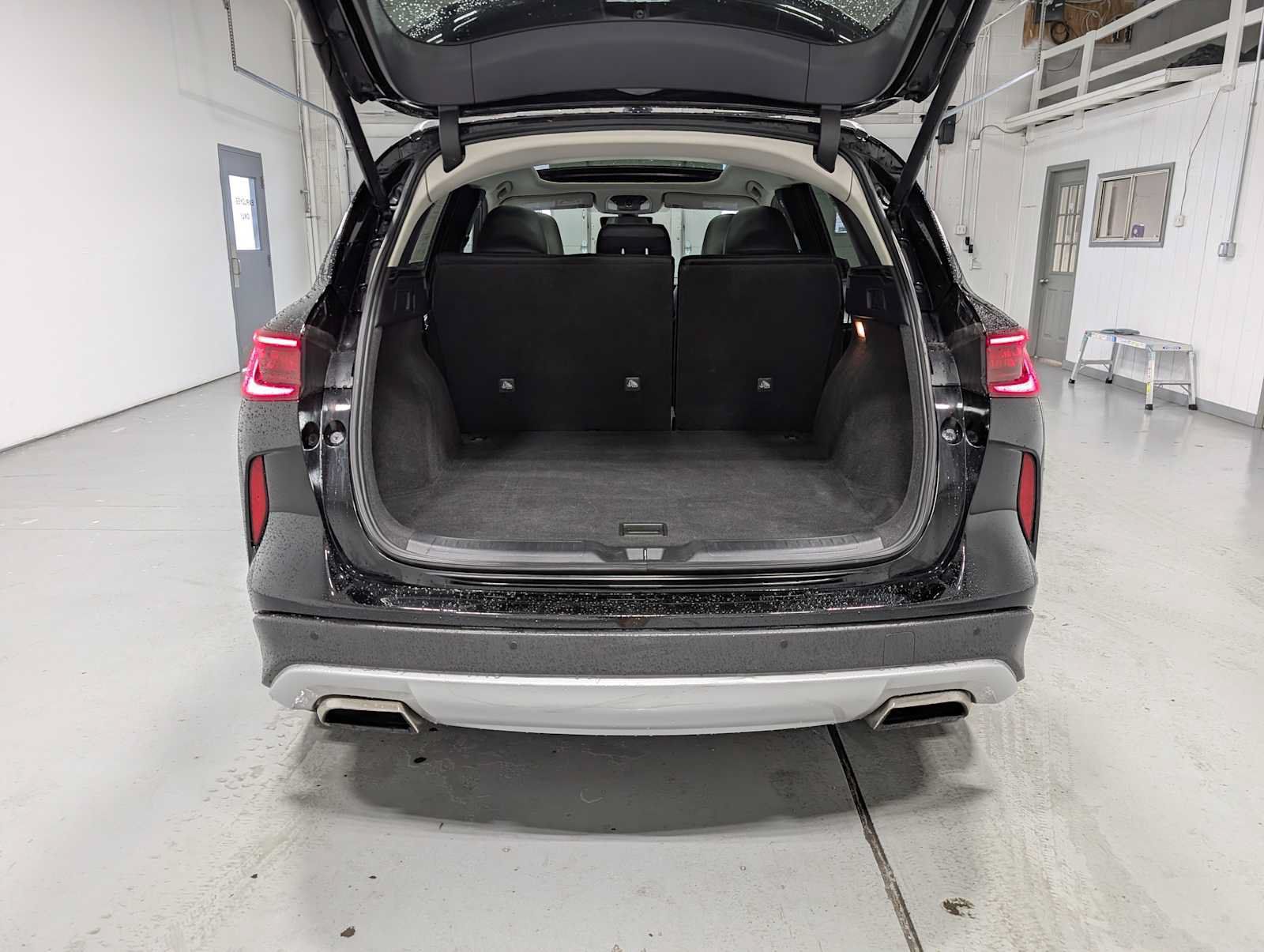 Used 2023 INFINITI QX50 Luxe AWD/4WD image 41