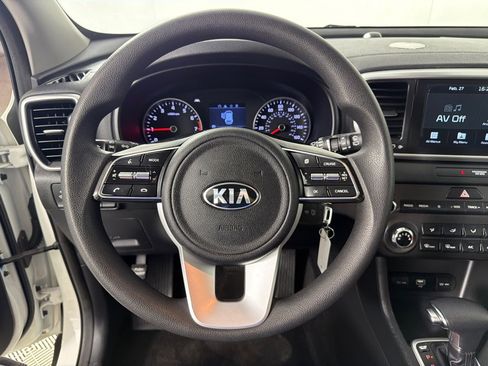 Used 2020 Kia Sportage LX image 15