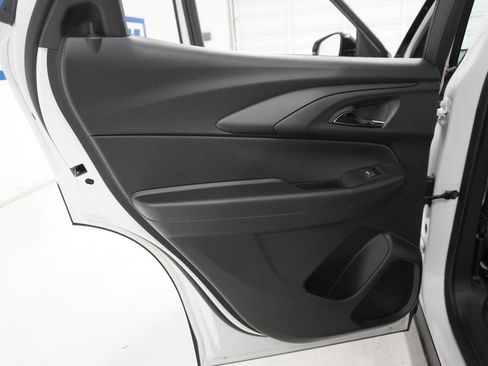 New 2026 Chevrolet TrailBlazer RS w/ Convenience Package FWD image 34