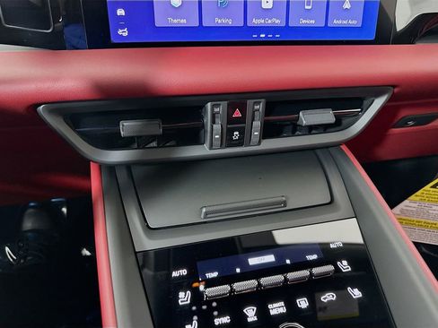 New 2026 Porsche Macan Electric image 18