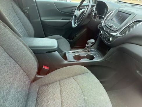 Used 2024 Chevrolet Equinox LT image 9