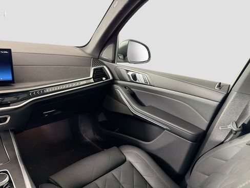 Certified 2025 BMW X5 xDrive40i w/ Climate Comfort Package image 27