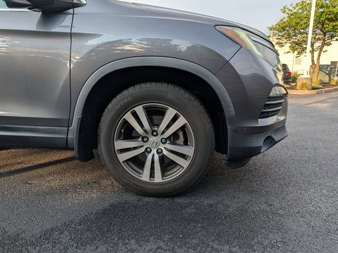 Used 2017 Honda Pilot EX-L image 2