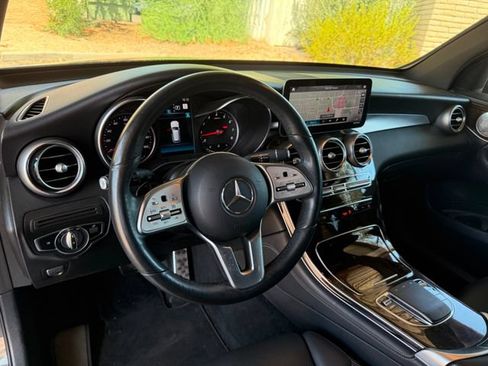 Used 2020 Mercedes-Benz GLC 300 image 21