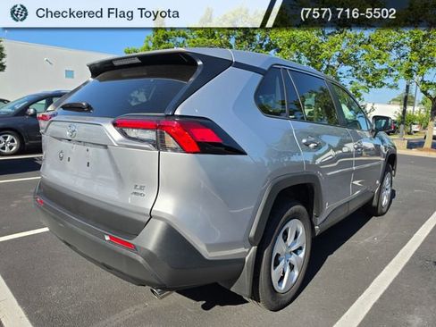 Certified 2025 Toyota RAV4 LE AWD/4WD image 6