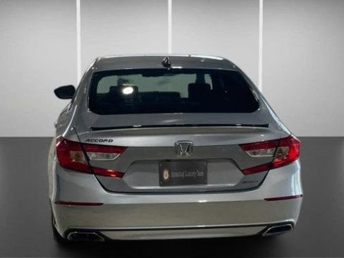 Used 2022 Honda Accord Sport image 8