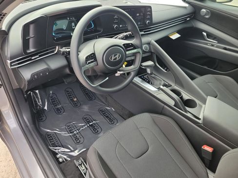 New 2026 Hyundai Elantra SE image 20