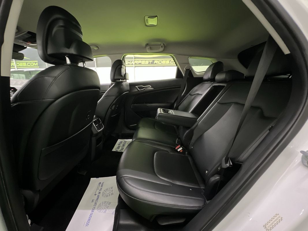 Used 2023 Kia Sportage EX FWD image 27