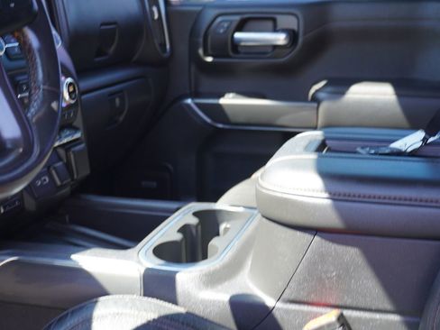 Used 2020 GMC Sierra 1500 AT4 w/ Off-Road Performance Package image 34