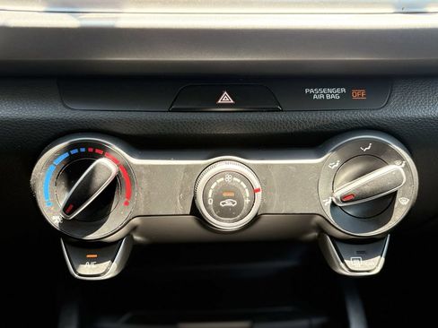 Used 2019 Kia Rio S FWD image 20