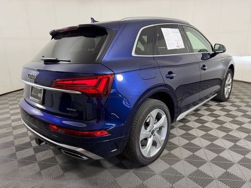 Used 2023 Audi Q5 2.0T Premium Plus w/ Premium Plus Package AWD/4WD image 9