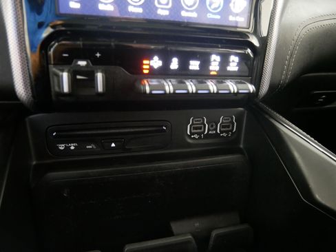Used 2019 RAM 1500 Limited AWD/4WD image 29