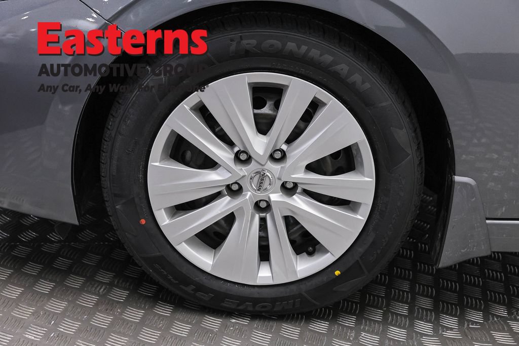 Used 2023 Nissan Sentra S FWD image 32