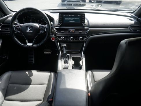 Used 2021 Honda Accord Sport image 15