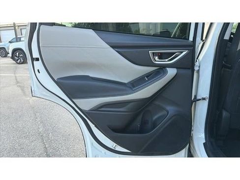 Used 2022 Subaru Forester Limited AWD/4WD image 33