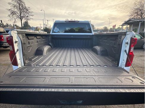 Used 2020 Chevrolet Silverado 2500 LT w/ Z71 Off-Road Package image 7