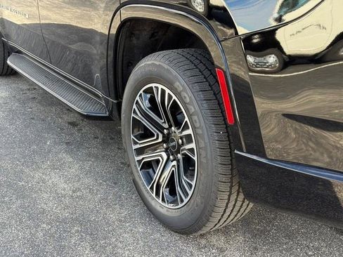 New 2026 Jeep Grand Wagoneer image 6