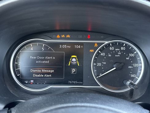 Used 2020 Nissan Kicks SR w/ SR Premium Package FWD image 13
