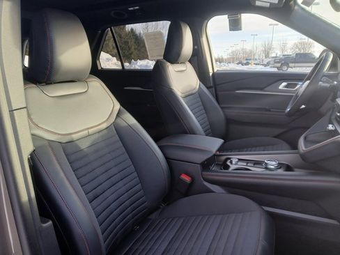 New 2026 Ford Explorer ST-Line w/ ST-Line Street Pack AWD/4WD image 36