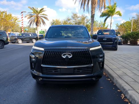 New 2026 INFINITI QX80 Autograph image 2