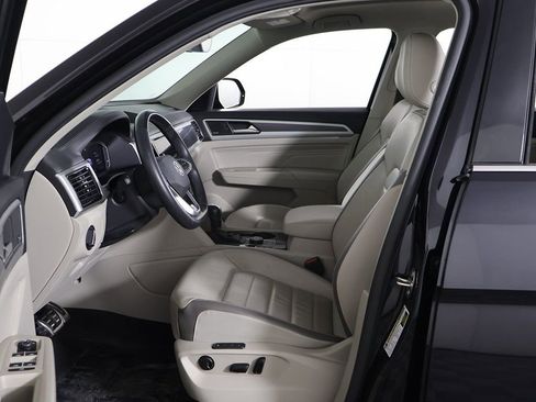 Used 2023 Volkswagen Atlas SEL Premium image 29