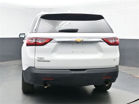 Used 2018 Chevrolet Traverse LT image 13