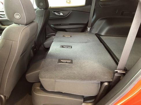 Certified 2024 Chevrolet Blazer LT w/ Convenience Package image 11