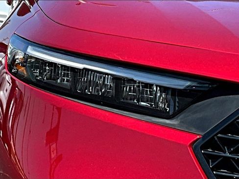 Used 2024 Honda Accord Sport image 31